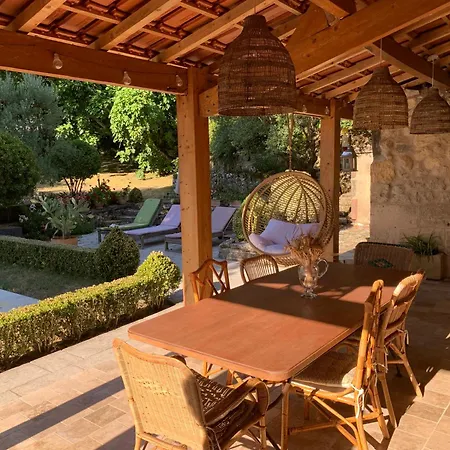ヴィラ Beautiful Stone House With Pool *