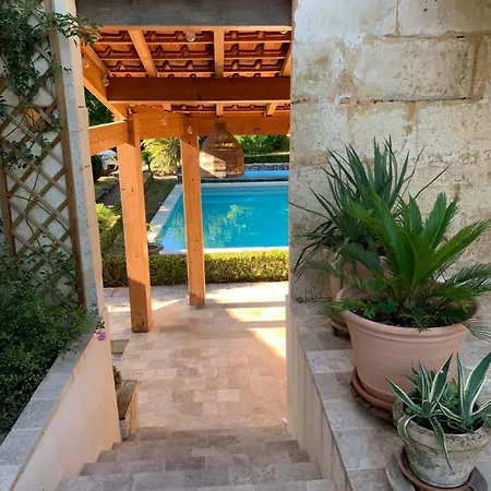 Beautiful Stone House With Pool *